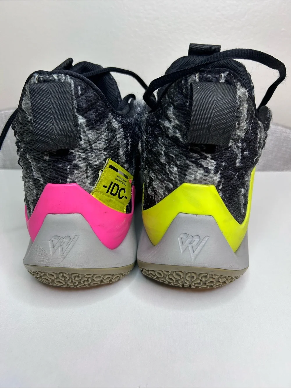 Jordan Why Not Zer0.3 Russell Westbrook Men’s 12 Multicolor Basketball Shoes